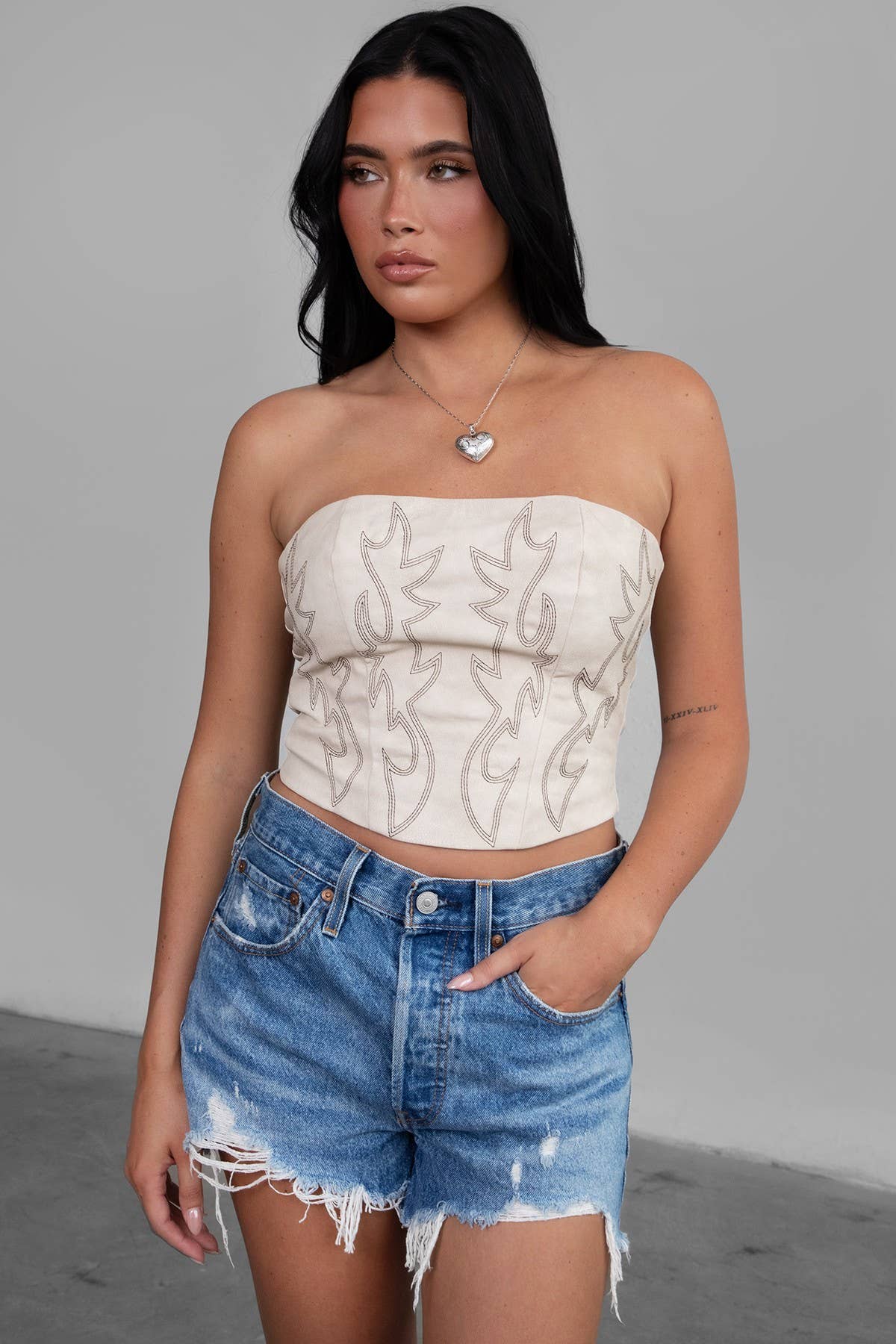 BECKEE Vegan Leather Embroidered Western Corset Top