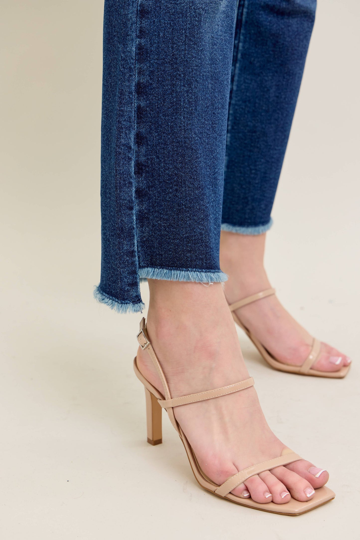 Judy Blue: Dark Wash Kick Flare
