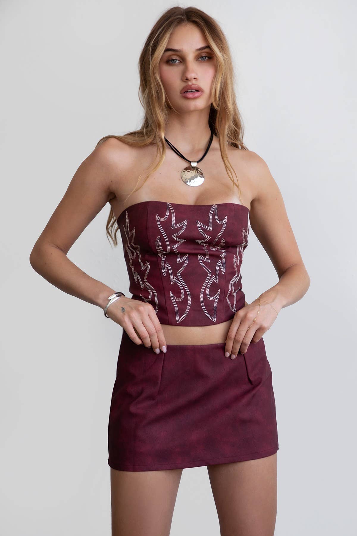 BECKEE Vegan Leather Embroidered Western Corset Top