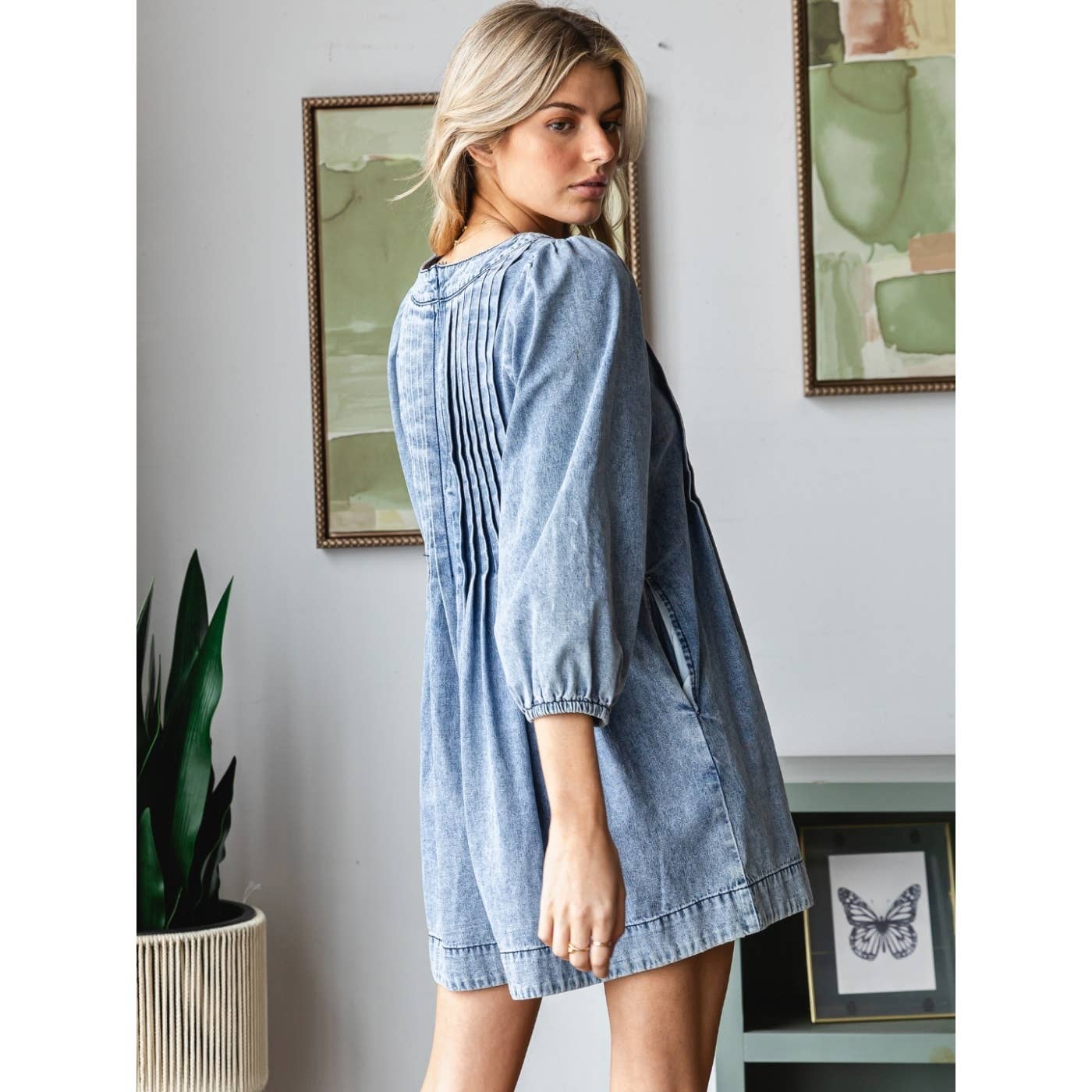 V-neck Puff Sleeve Denim Romper