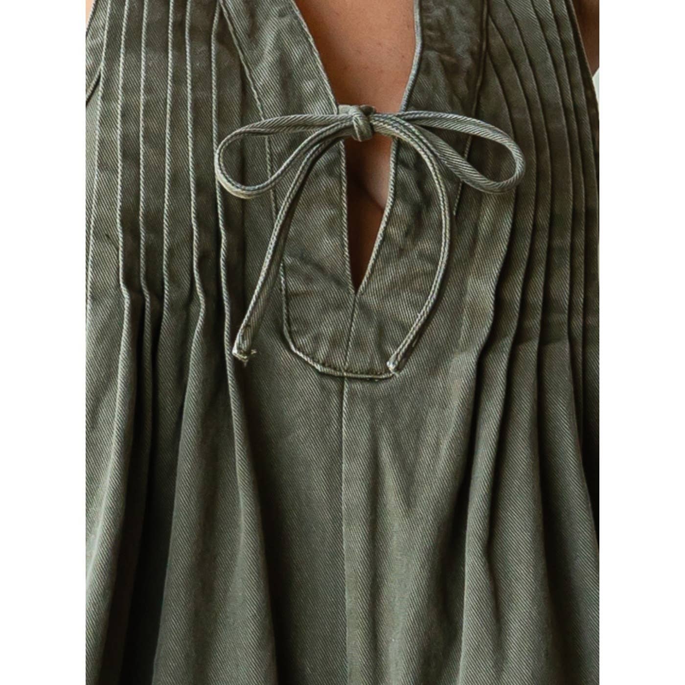 V-neck Puff Sleeve Denim Romper