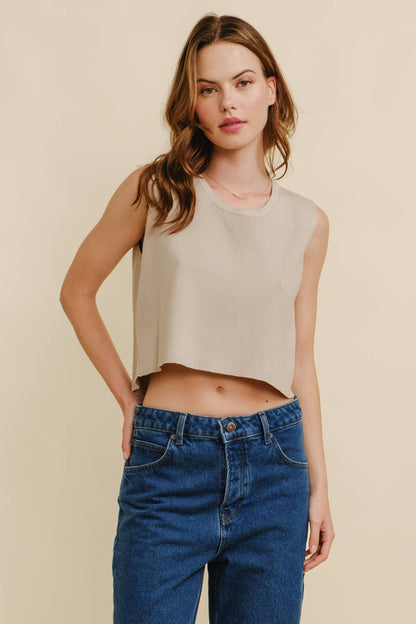 BACK BOW TIE SLEEVELESS TOP